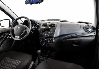 Подержанный автомобиль LADA (ВАЗ) Granta Liftback 2024 года (9 фото)