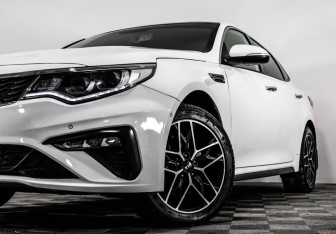 Подержанный автомобиль Kia Optima Sedan 2018 года (2 фото)