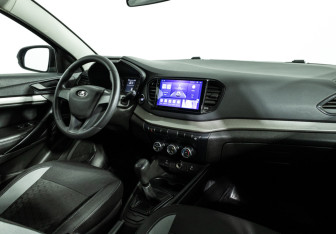 Подержанный автомобиль LADA (ВАЗ) Vesta Sedan 2024 года (9 фото)