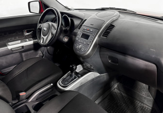 Подержанный автомобиль Kia Soul 2013 года (13 фото)