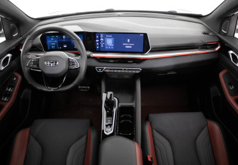 Подержанный автомобиль Geely Coolray 2023 года (9 фото)