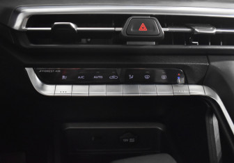 Подержанный автомобиль Changan CS35PLUS 2023 года (17 фото)