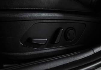 Подержанный автомобиль Kia K5 2022 года (17 фото)