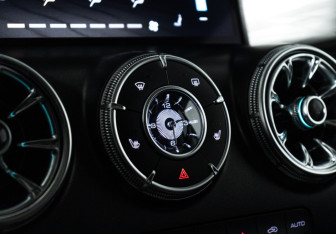 Подержанный автомобиль Tank 300 2023 года (18 фото)