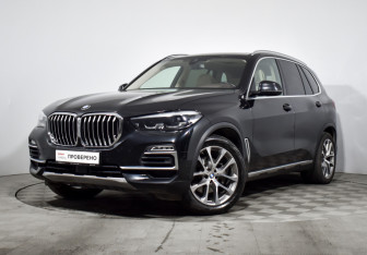 Подержанный автомобиль BMW X5 2019 года (1 фото)