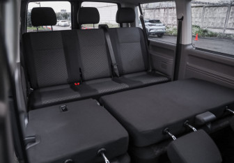Подержанный автомобиль Volkswagen Caravelle 2020 года (24 фото)