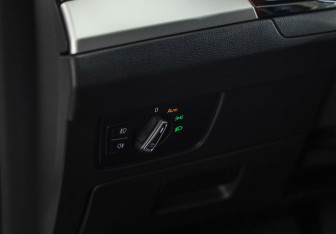 Подержанный автомобиль Volkswagen Passat Wagon 2016 года (19 фото)