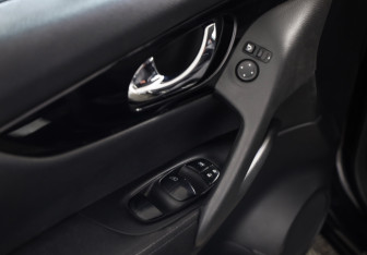 Подержанный автомобиль Nissan Qashqai 2017 года (20 фото)