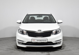 Подержанный автомобиль Kia Rio Sedan 2016 года (2 фото)