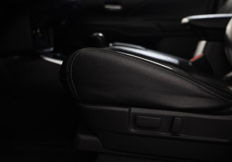 Подержанный автомобиль Mitsubishi Outlander 2018 года (22 фото)