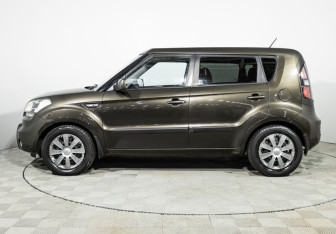 Подержанный автомобиль Kia Soul 2011 года (8 фото)