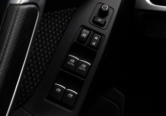 Подержанный автомобиль Subaru Forester Suv 2017 года (21 фото)