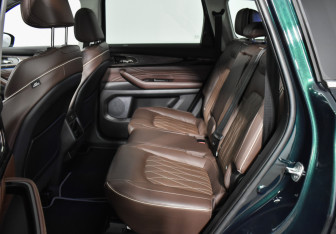 Подержанный автомобиль Exeed VX 2022 года (11 фото)