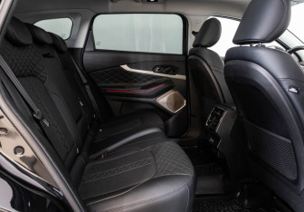 Подержанный автомобиль Exeed TXL 2022 года (22 фото)