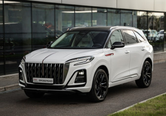 Подержанный автомобиль Hongqi HS3 2024 года (3 фото)
