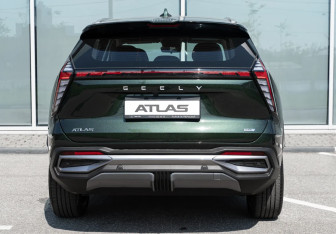 Новый Geely Atlas 2025 (5 фото)