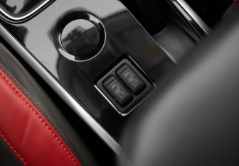 Подержанный автомобиль Mitsubishi Outlander 2021 года (13 фото)