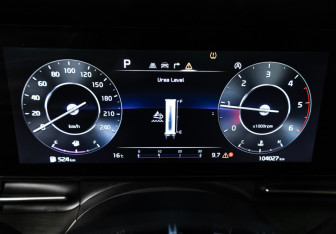 Подержанный автомобиль Kia Carnival 2021 года (12 фото)