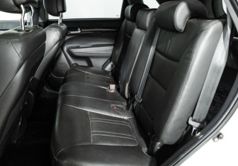 Подержанный автомобиль Kia Sorento 2019 года (10 фото)