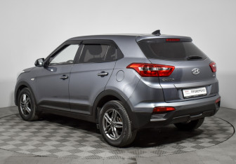 Подержанный автомобиль Hyundai Creta 2019 года (7 фото)