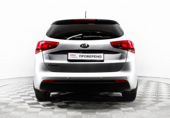 Подержанный автомобиль Kia Ceed Wagon 2016 года (6 фото)