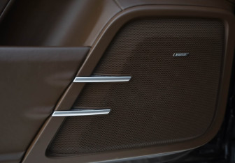 Подержанный автомобиль Porsche Cayenne 2015 года (30 фото)