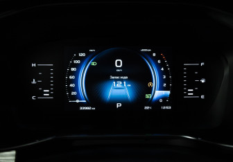 Подержанный автомобиль Geely Atlas Pro 2023 года (12 фото)