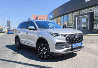Подержанный автомобиль Chery Tiggo 8 Pro Max 2024 года (3 фото)