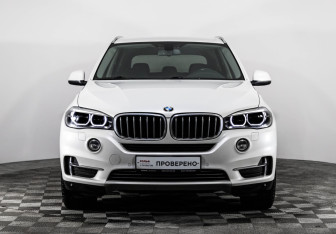 Подержанный автомобиль BMW X5 2016 года (3 фото)