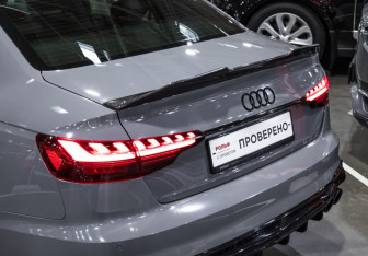 Подержанный автомобиль Audi A4 Sedan 2020 года (19 фото)