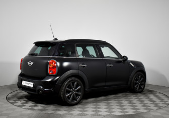 Подержанный автомобиль MINI Countryman 2014 года (5 фото)