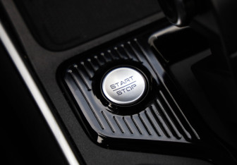 Подержанный автомобиль Haval H3 2024 года (16 фото)