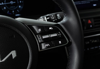 Подержанный автомобиль Kia Seltos 2024 года (19 фото)