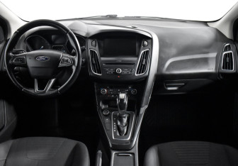 Подержанный автомобиль Ford Focus Wagon 2018 года (14 фото)