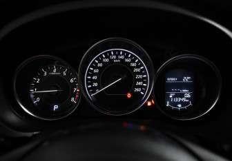 Подержанный автомобиль Mazda 6 Sedan 2014 года (19 фото)
