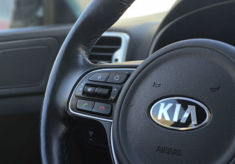 Подержанный автомобиль Kia Sportage 2017 года (19 фото)