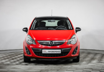 Подержанный автомобиль Opel Corsa 2012 года (2 фото)