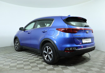 Подержанный автомобиль Kia Sportage 2019 года (8 фото)