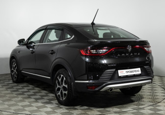Подержанный автомобиль Renault Arkana 2019 года (7 фото)