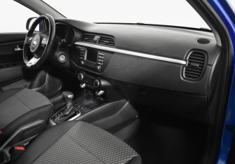 Подержанный автомобиль Kia Rio Sedan 2019 года (12 фото)