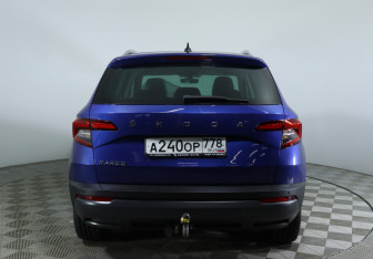 Подержанный автомобиль Skoda Karoq 2020 года (7 фото)