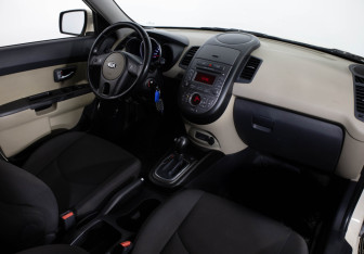Подержанный автомобиль Kia Soul 2013 года (14 фото)