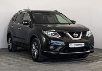 Подержанный автомобиль Nissan X-Trail 2016 года (3 фото)