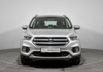 Подержанный автомобиль Ford Kuga 2018 года (2 фото)