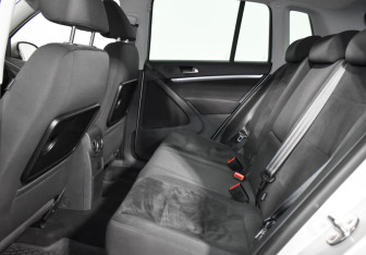 Подержанный автомобиль Volkswagen Tiguan 2013 года (11 фото)