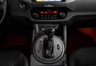 Подержанный автомобиль Kia Sportage 2016 года (18 фото)