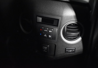 Подержанный автомобиль Honda Pilot 2012 года (15 фото)