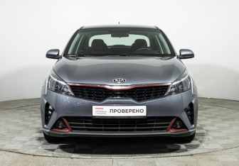 Подержанный автомобиль Kia Rio Sedan 2021 года (2 фото)