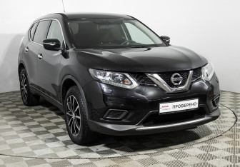 Подержанный автомобиль Nissan X-Trail 2016 года (3 фото)