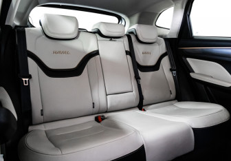 Подержанный автомобиль Haval Jolion 2023 года (23 фото)
